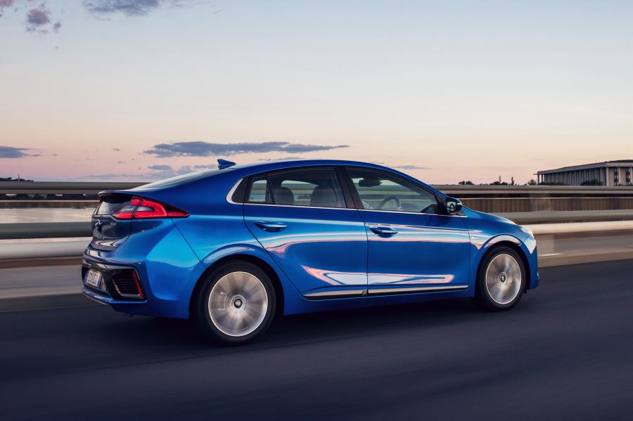  Hyundai IONIQ hybrid (AE) 2018 года  (AU) (фото 26 из 42)